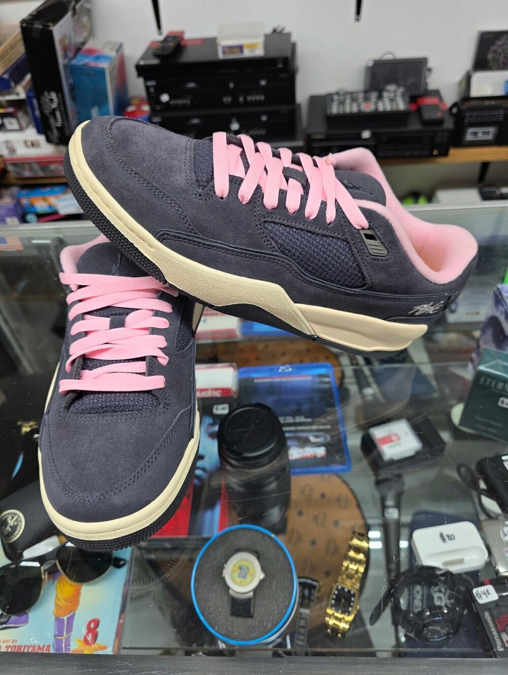 Nike Jordan Flight Court Dark Grey Pink Suede Sneakers Low Top Size 8.5